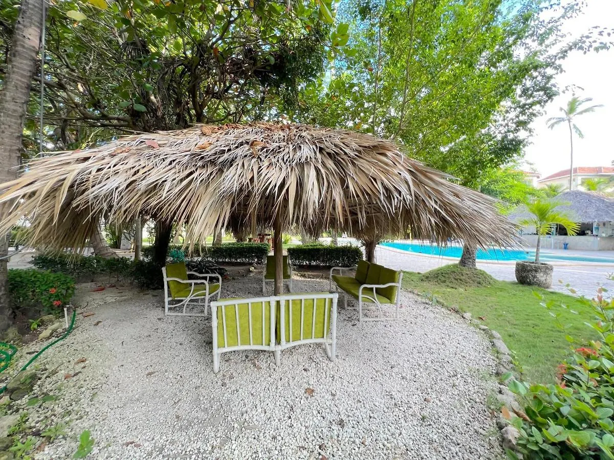 Vacation Suites With Rooftop Pool, Beach Club, Spa, Restaurants - Ducassi Collection - Playa Los Corales Punta Cana 5*,