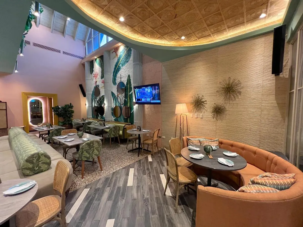 Vacation Suites With Rooftop Pool, Beach Club, Spa, Restaurants - Ducassi Collection - Playa Los Corales Punta Cana Hotel